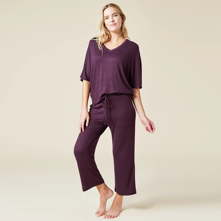 Dream Relaxed V-Neck with Capri Lounge Set