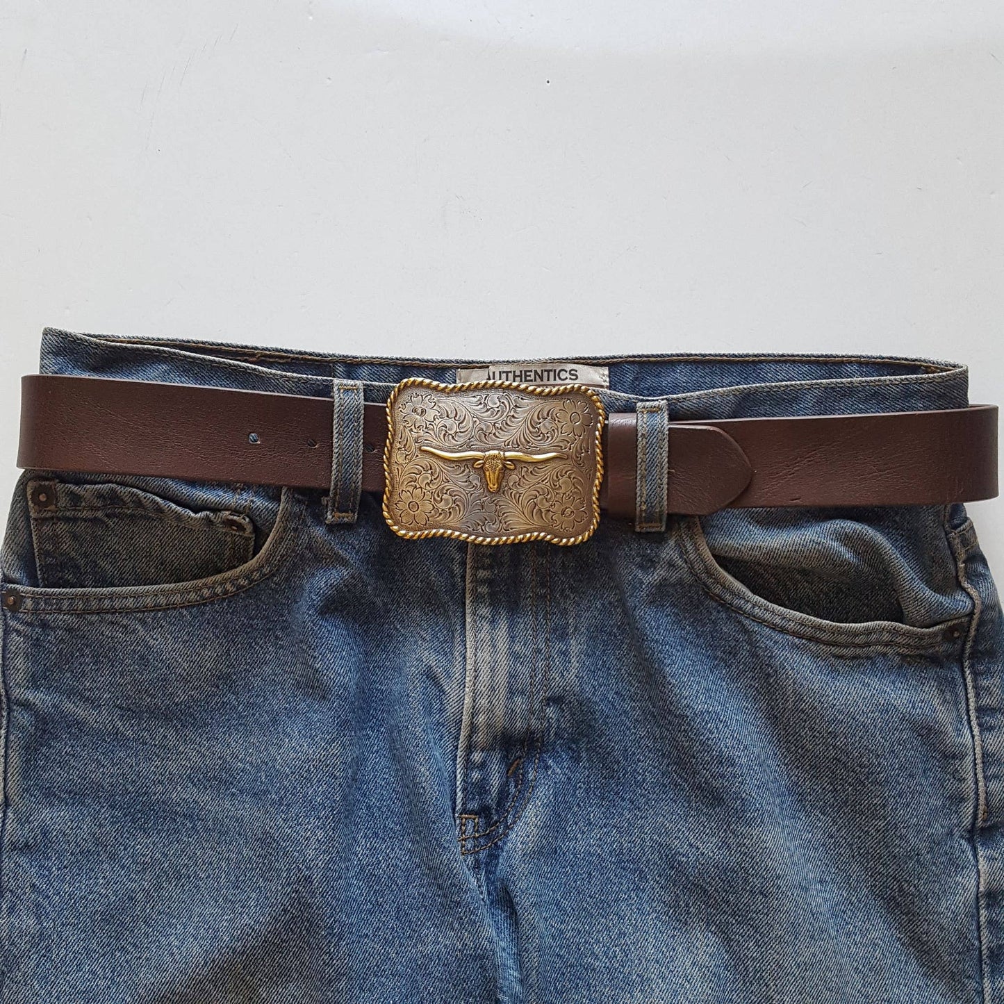 Genuine Leather belt with Long Horn Plaque Buckle