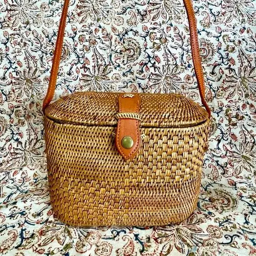 Ata Vine Sewing Basket” Cross Body Bag Curved Top