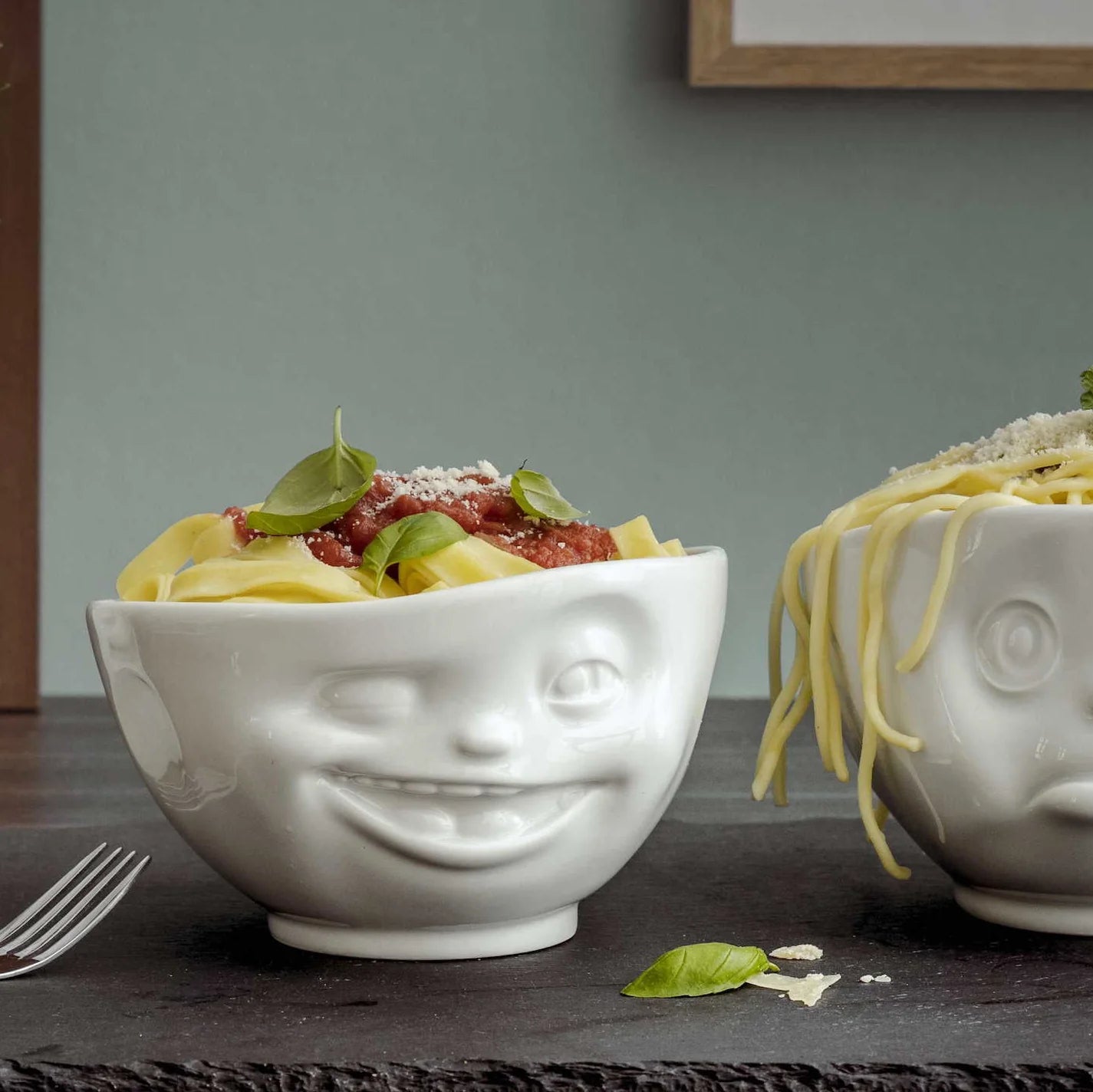 Winking Face Bowl 16 oz