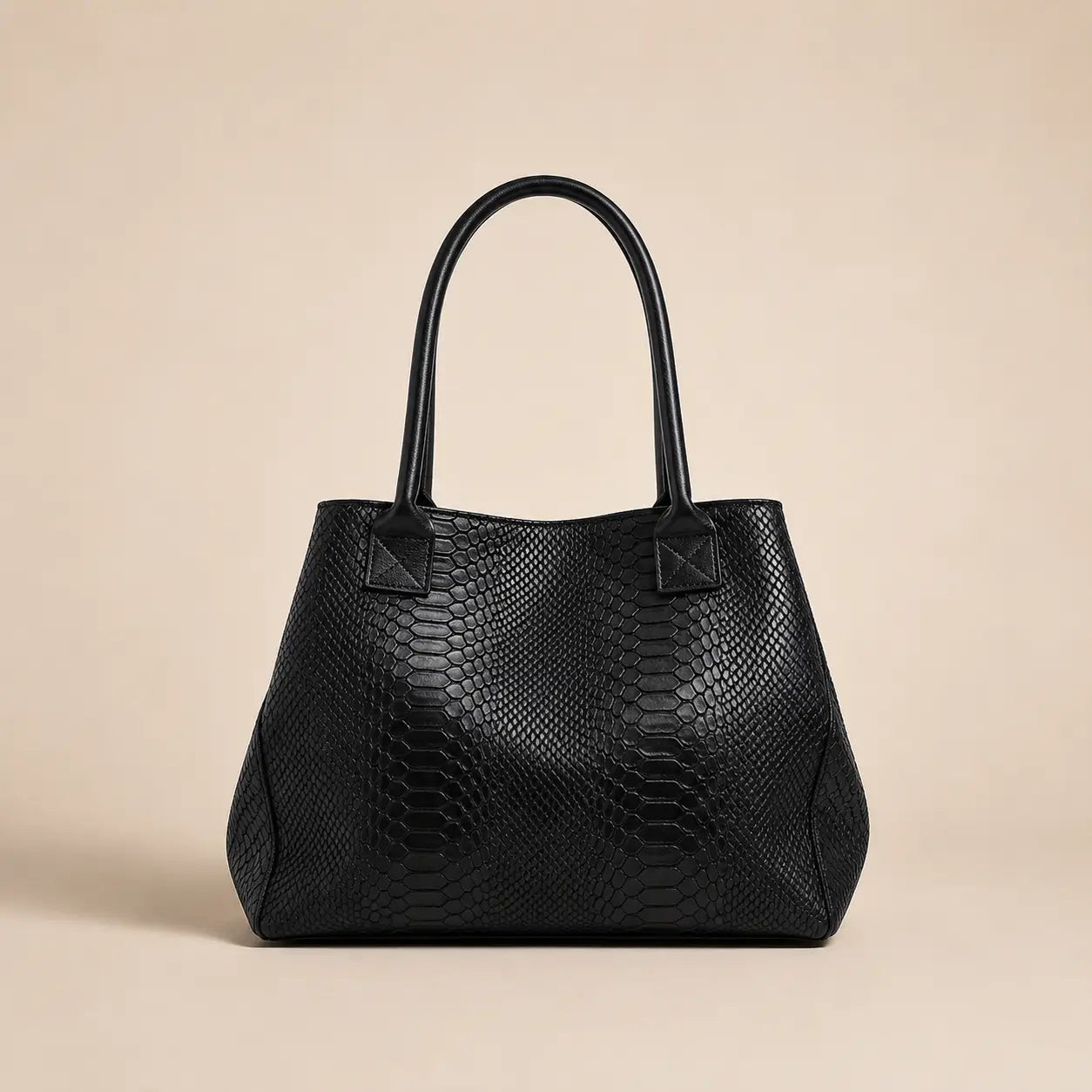 Lola – Italian Python-Embossed Leather Bag