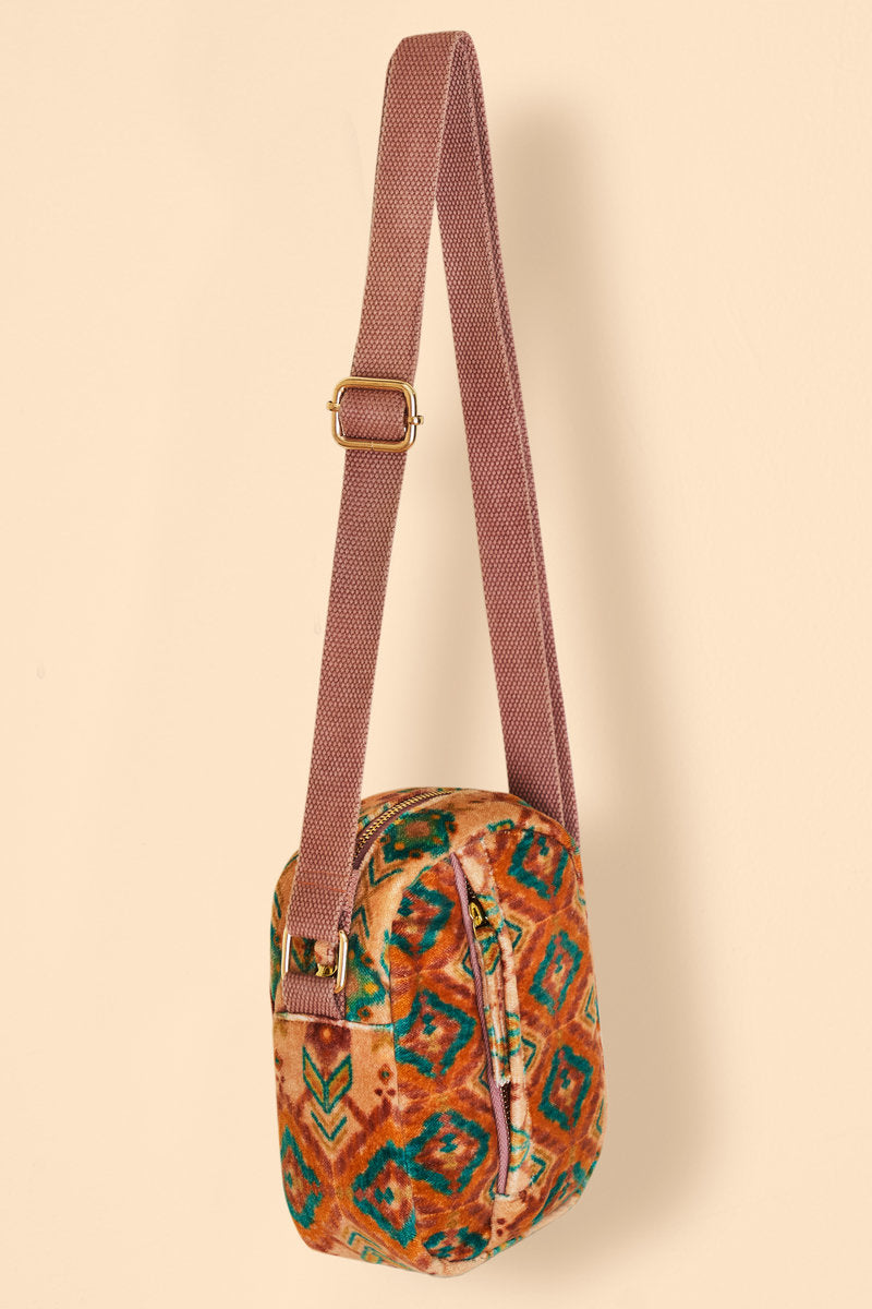 Velvet Out & About Bag | Warm Cream Ikat