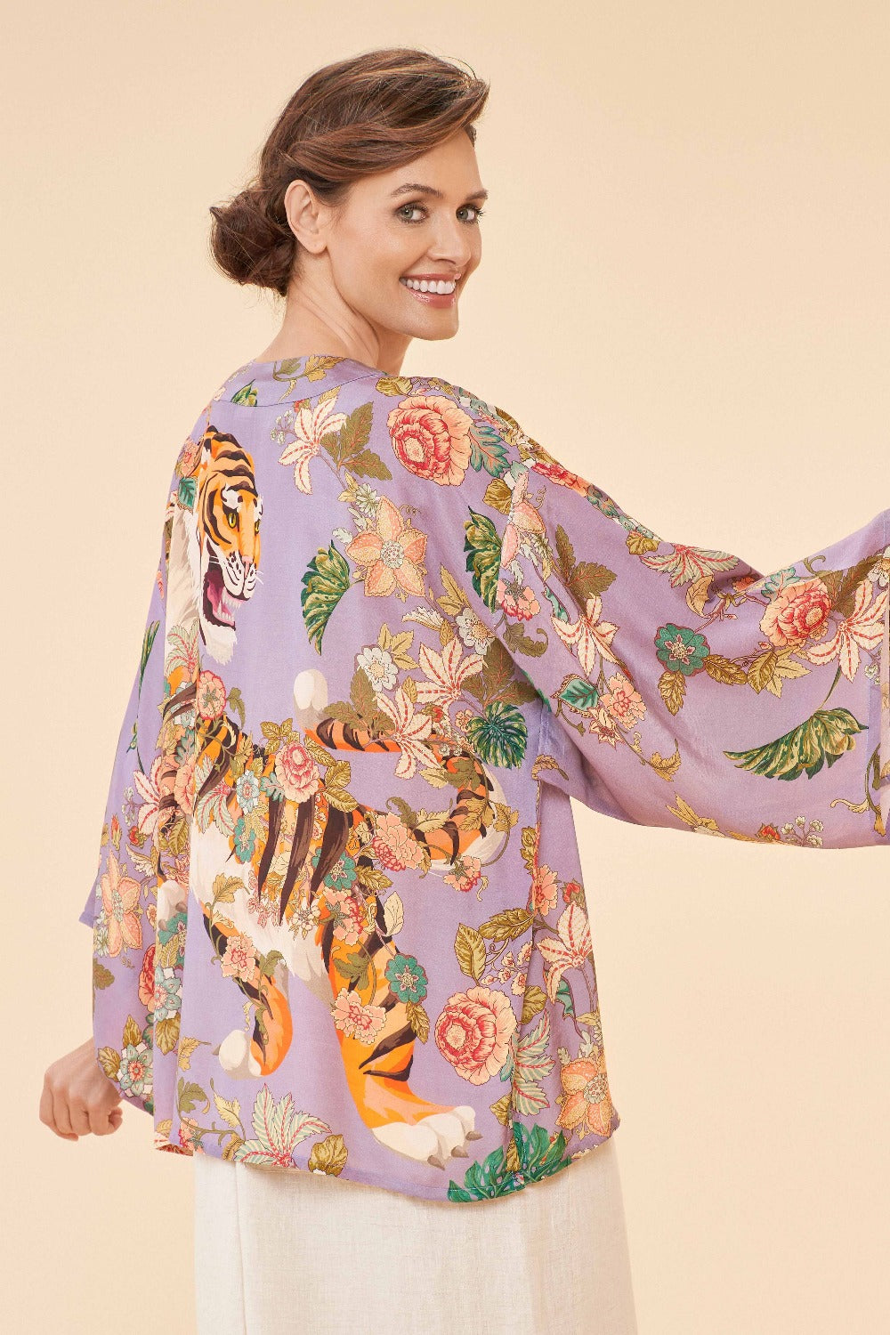 Prancing Tiger Kimono Jacket | Lilac