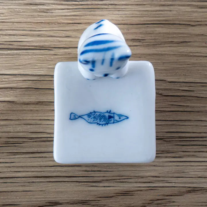 Porcelain Chopsticks Rest | Dog & Cat