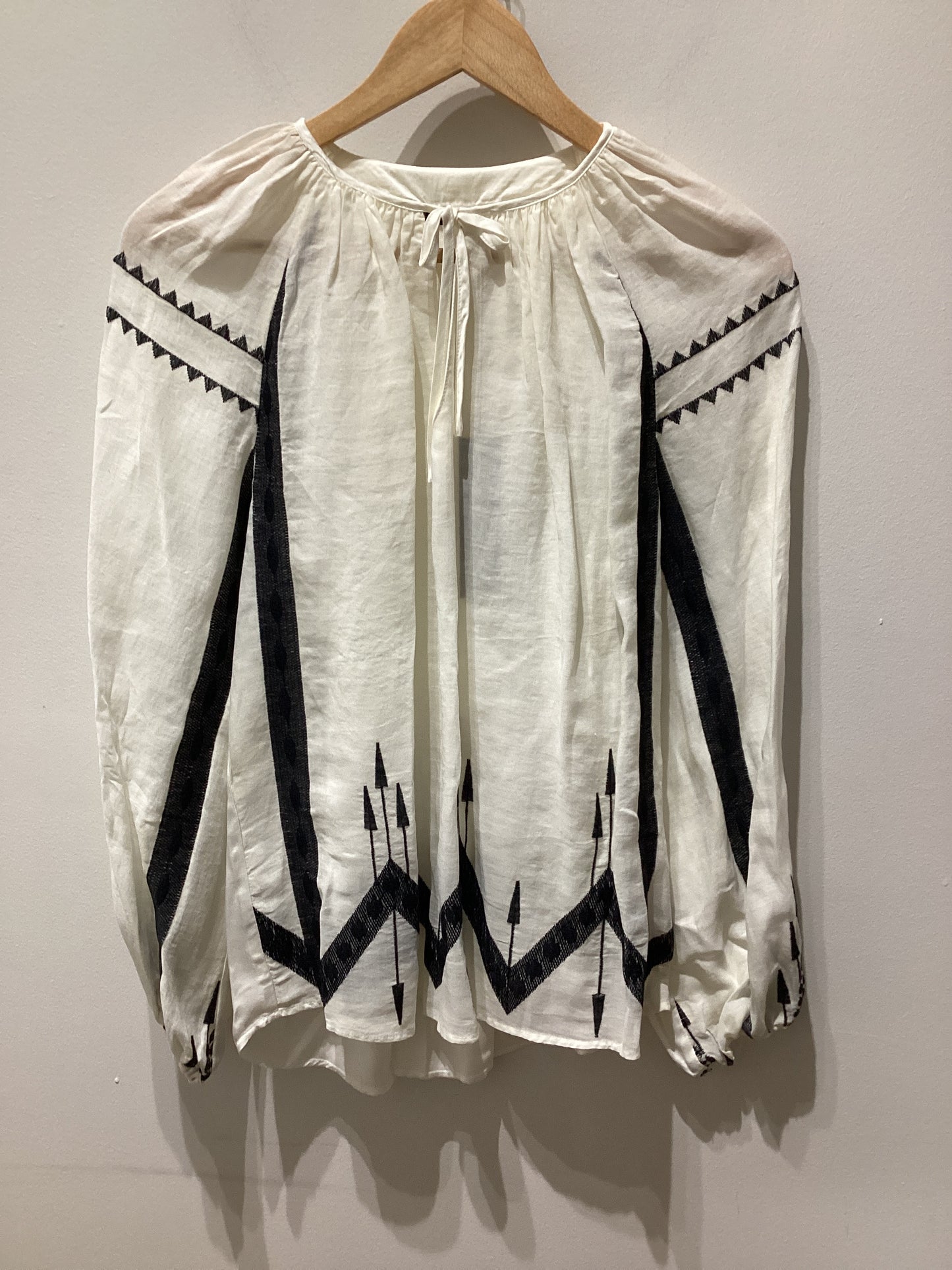 Milla Natural/Black Blouse