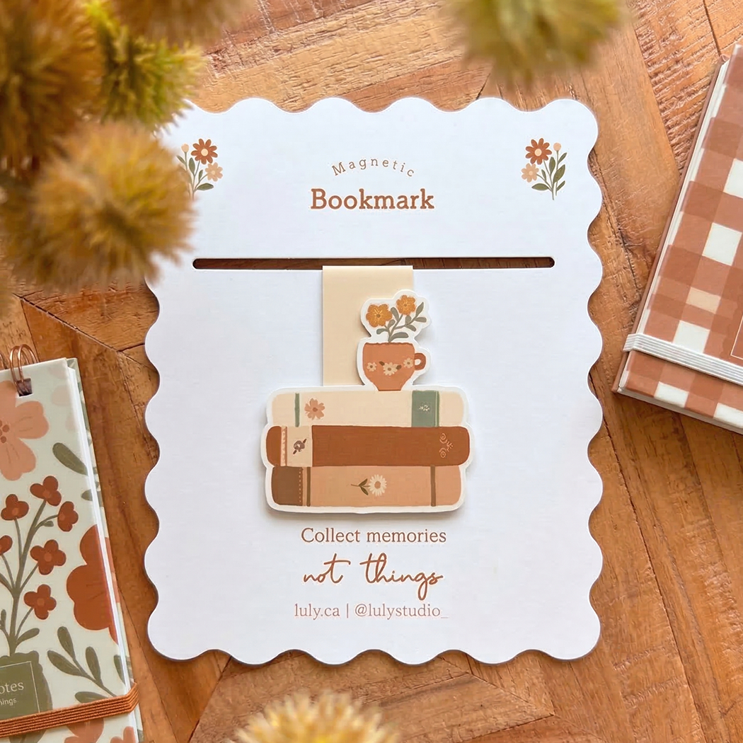 Magnetic Bookmark | Books and Flowers