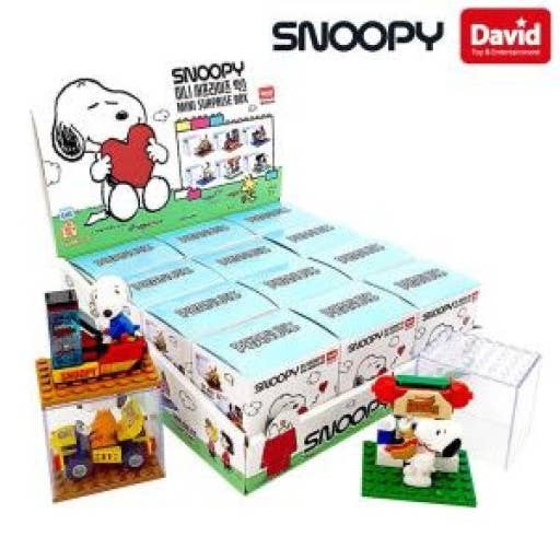 Peanuts Snoopy DIY Deco Mini Block 4 Random Box