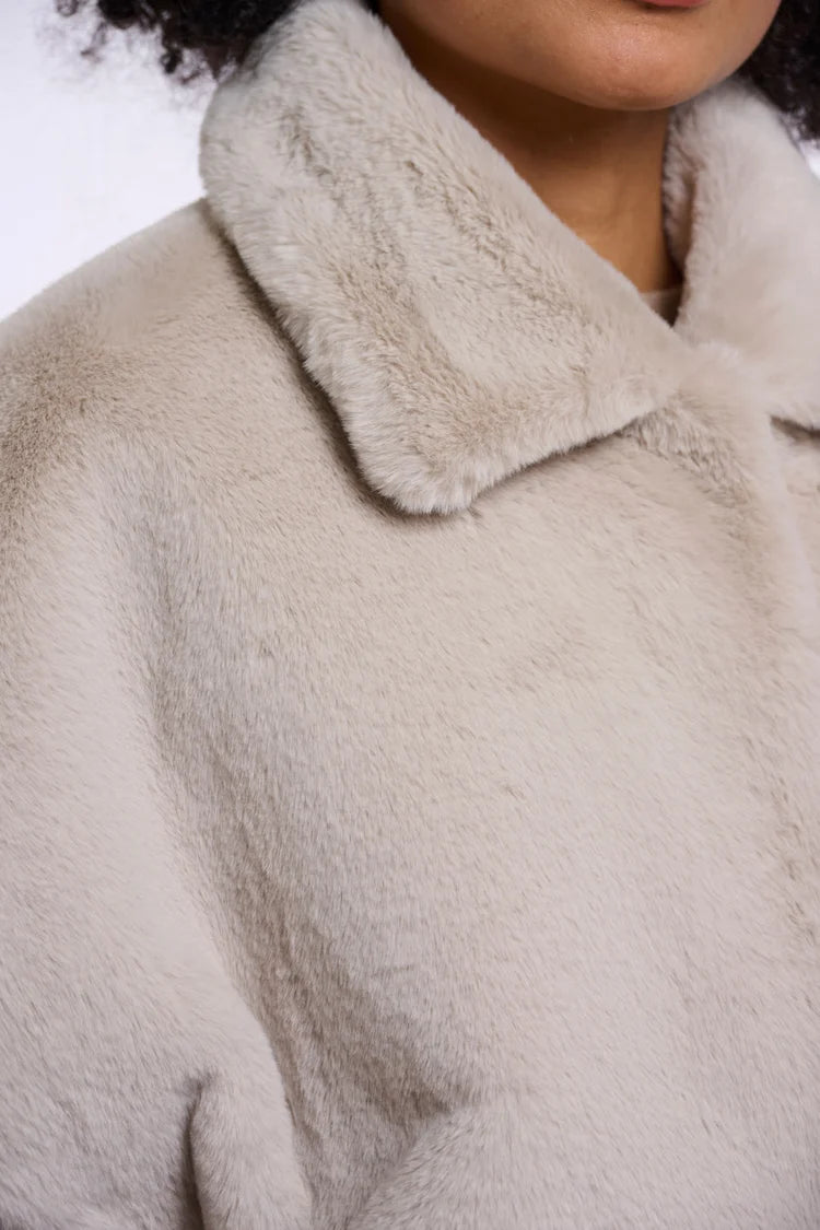 Bodil cape