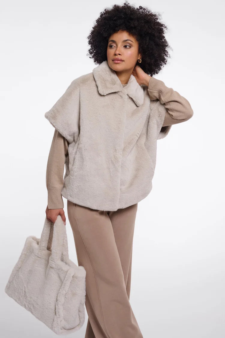 Bodil cape