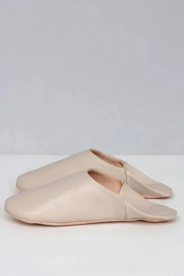 Moroccan Babouche Basic Slippers | Chalk