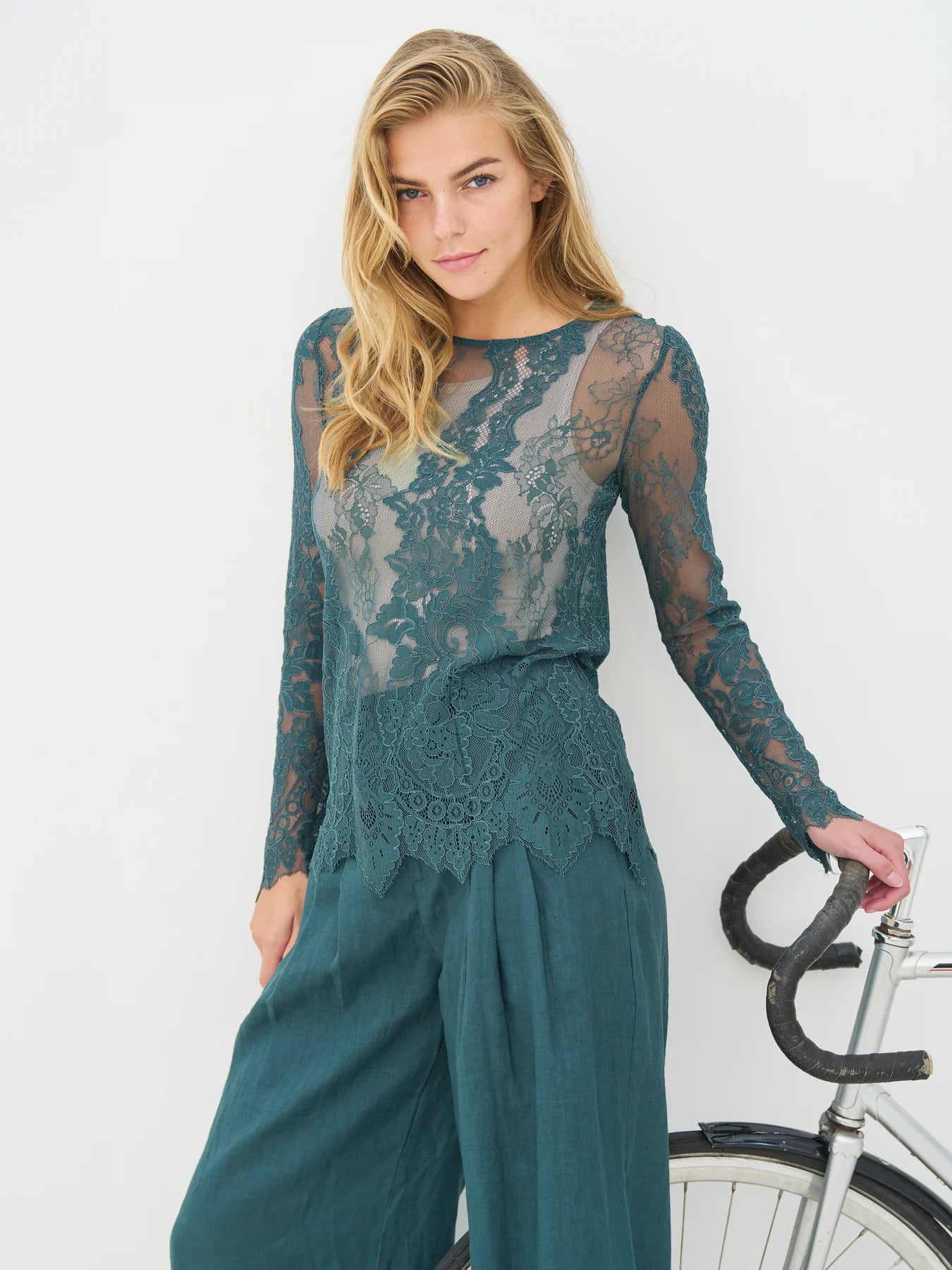 CHARLOTTE Top