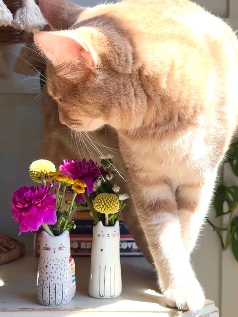 Cutest Little Bud Vase - Stone Grey Cat