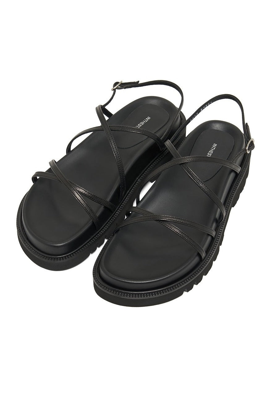 THE ARIZONA Leather Strappy Sandal | Black