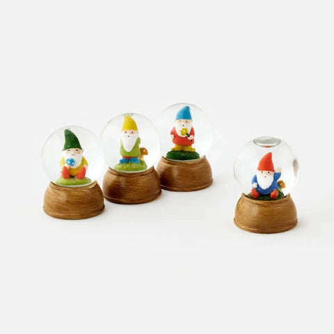 Gnome Glass Snowglobe
