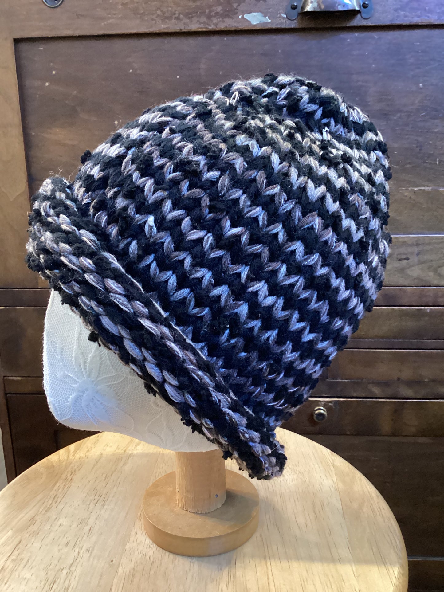 Two-Tone Knit Hat / Cowl