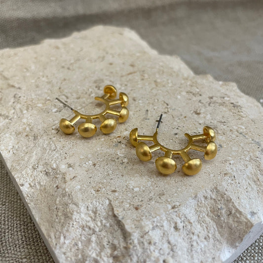 Runia Stud Earrings