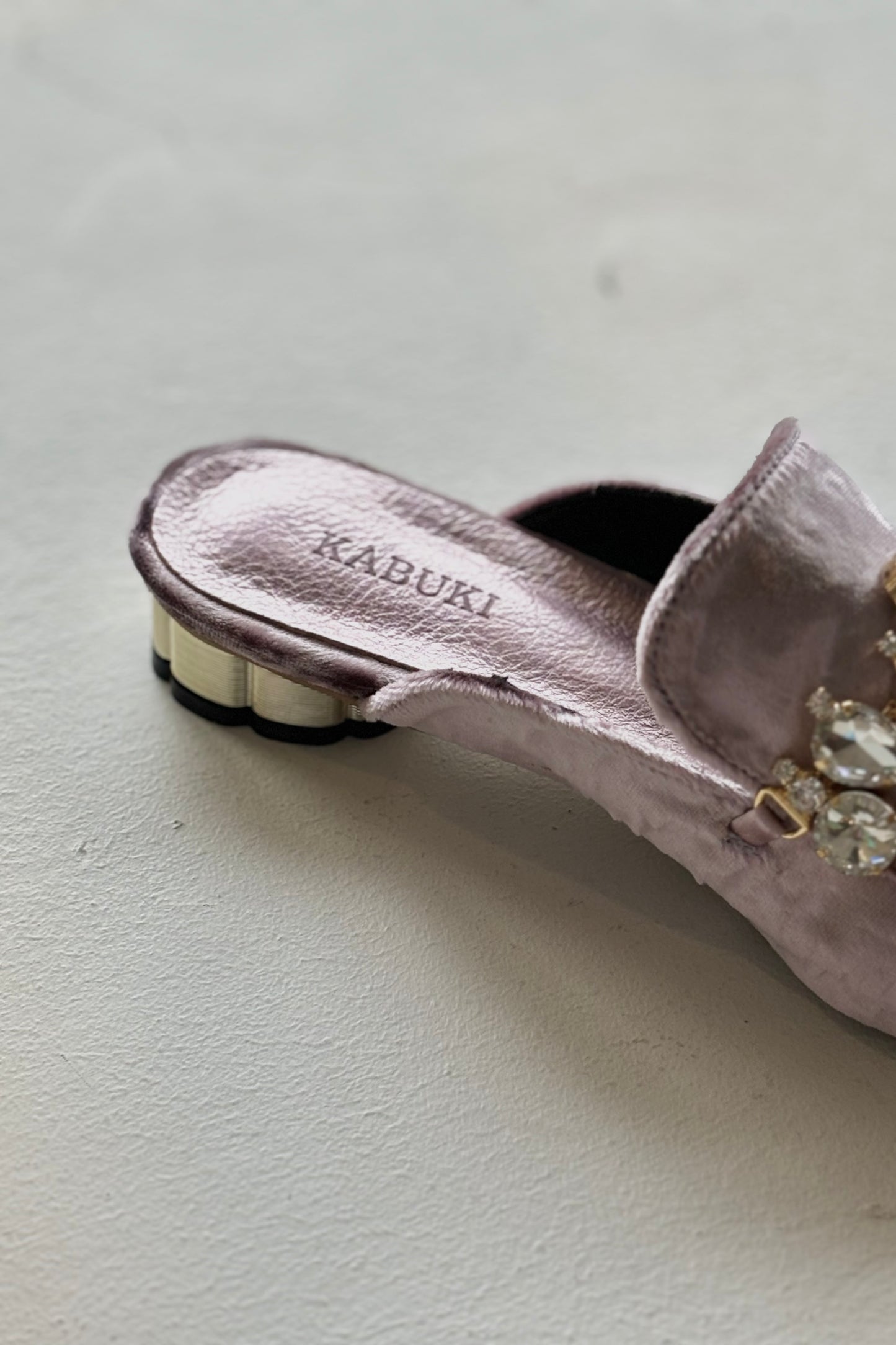 THE LOUIS Jeweled Velvet Mule | Light Pink