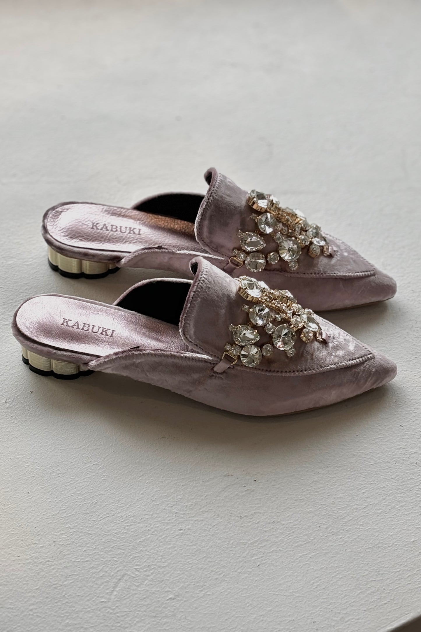 THE LOUIS Jeweled Velvet Mule | Light Pink