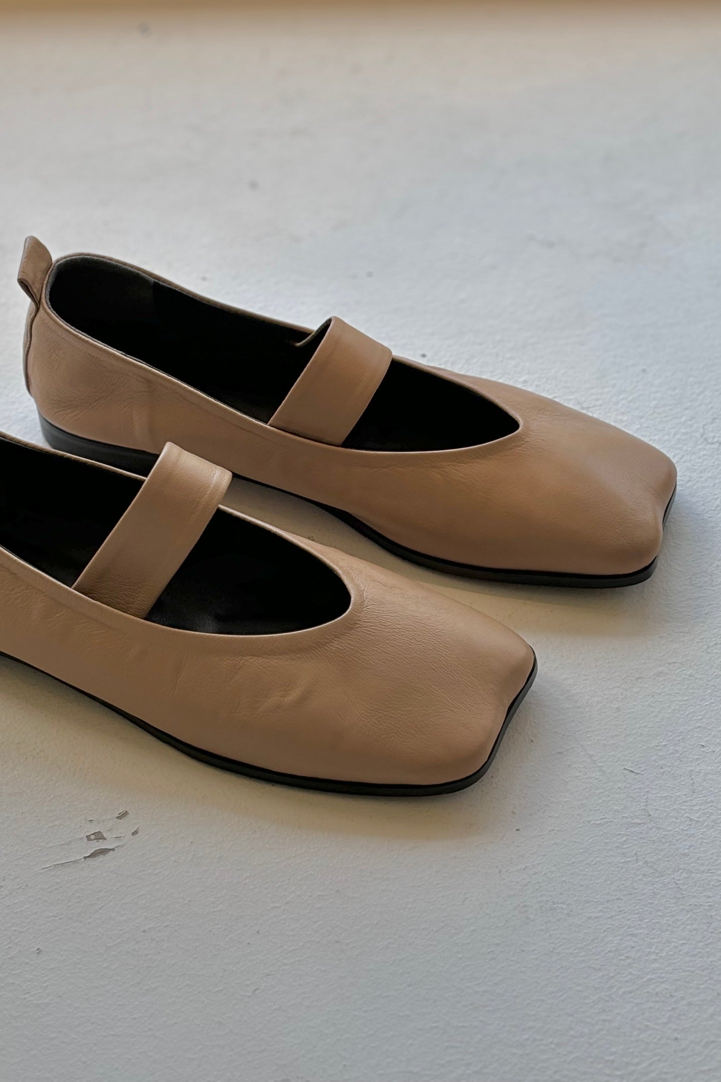 THE WINONA Nude Ballet Flats