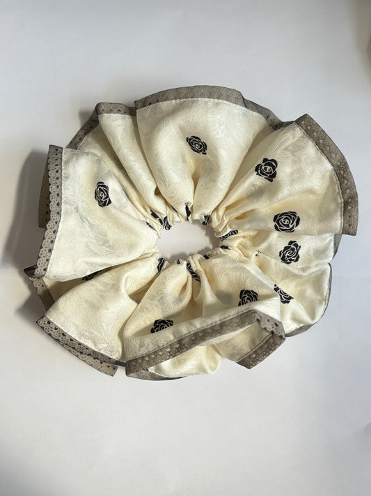 Stevie Hair Scrunchie