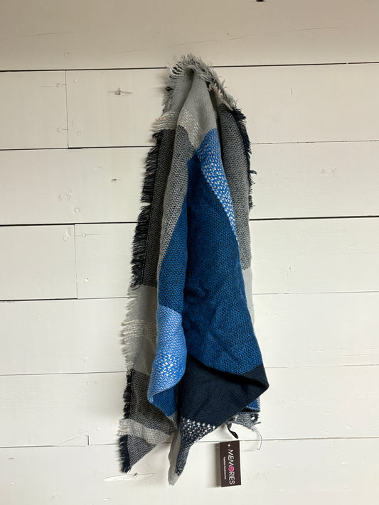Plaid Triangle Scarf