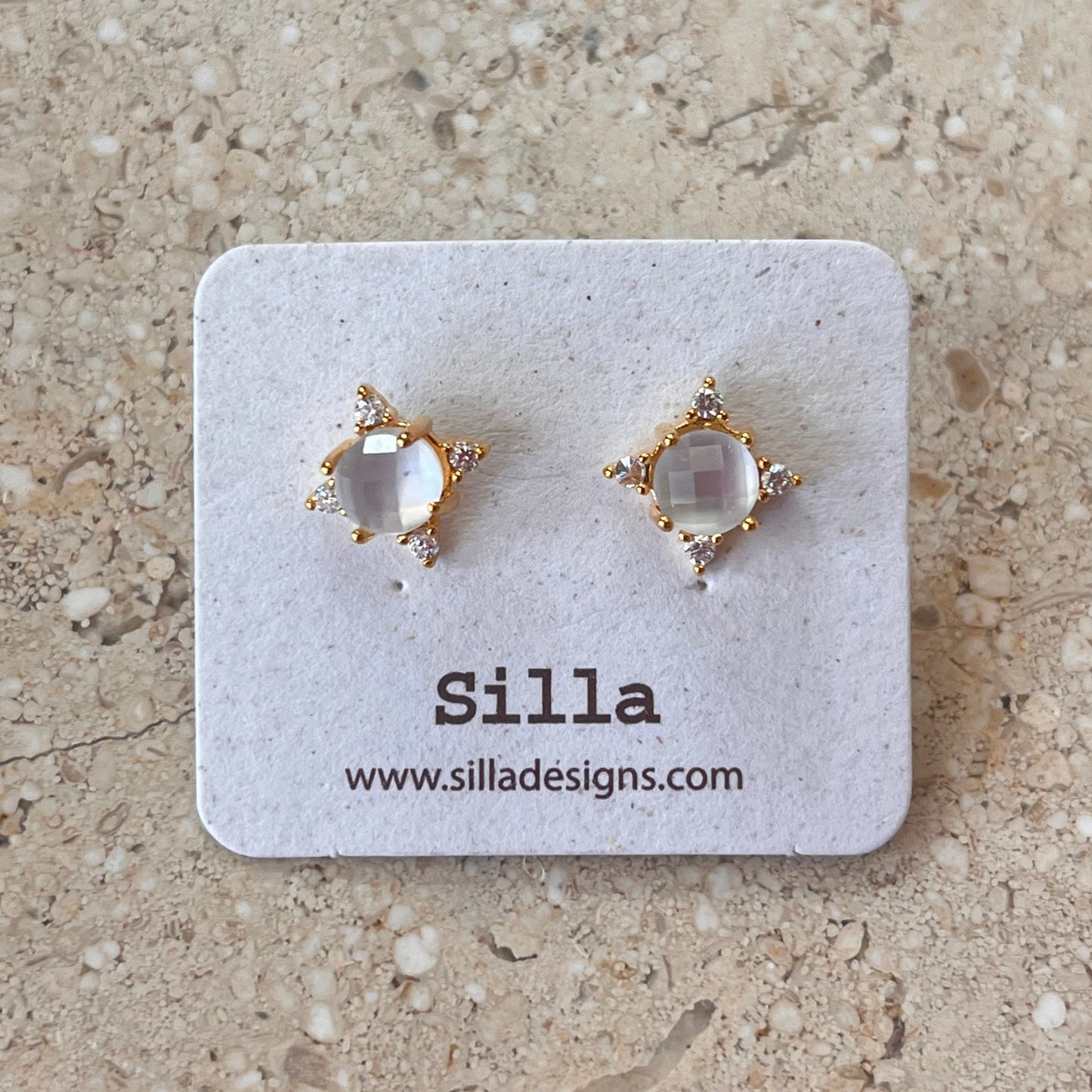 Mari Stud Earrings