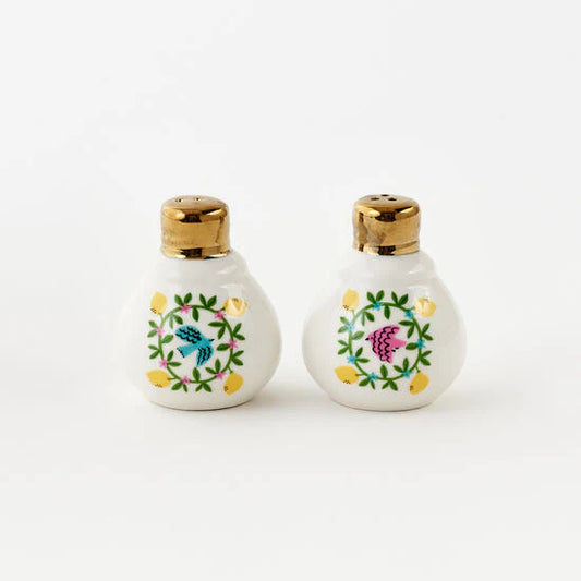 Porcelain Bird/Wreath Salt & Pepper Shakers 3"