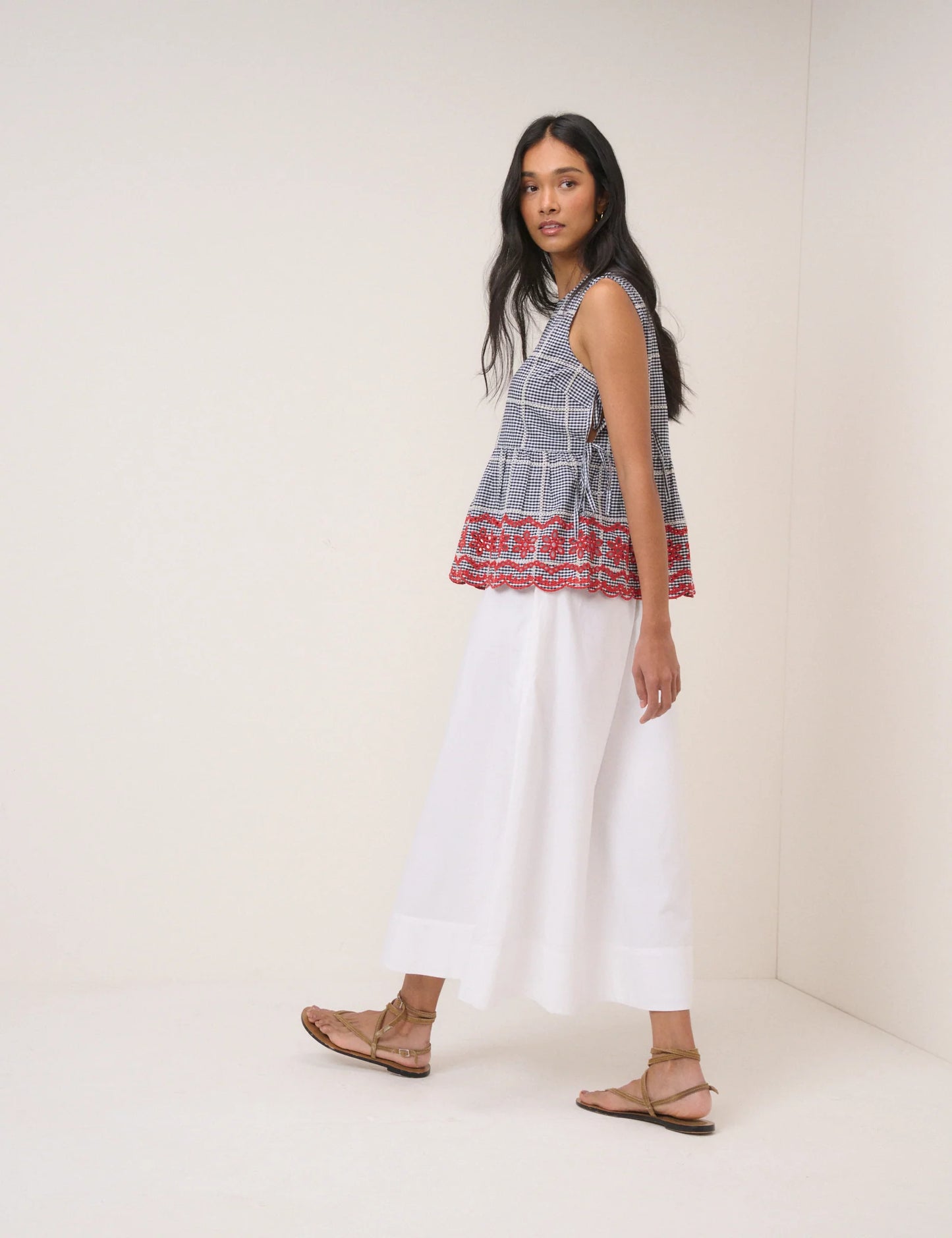 Valerie Top