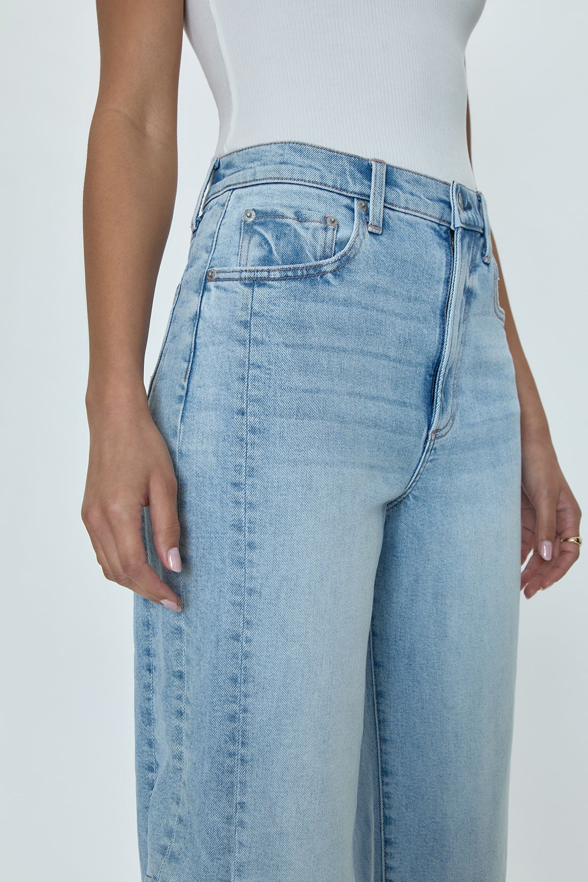 Eli High Rise Barrel Leg Jeans | Sun Kissed