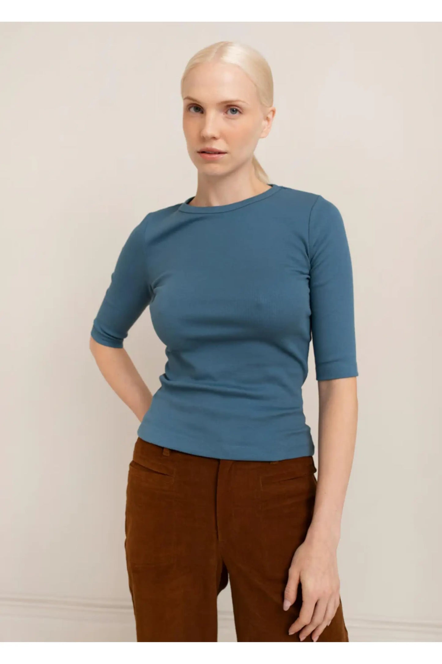 Akari Crew Neck