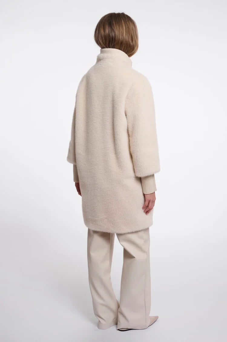 Pilar coat