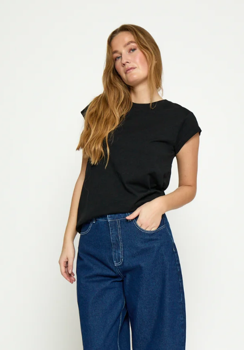 MSLeti Tee