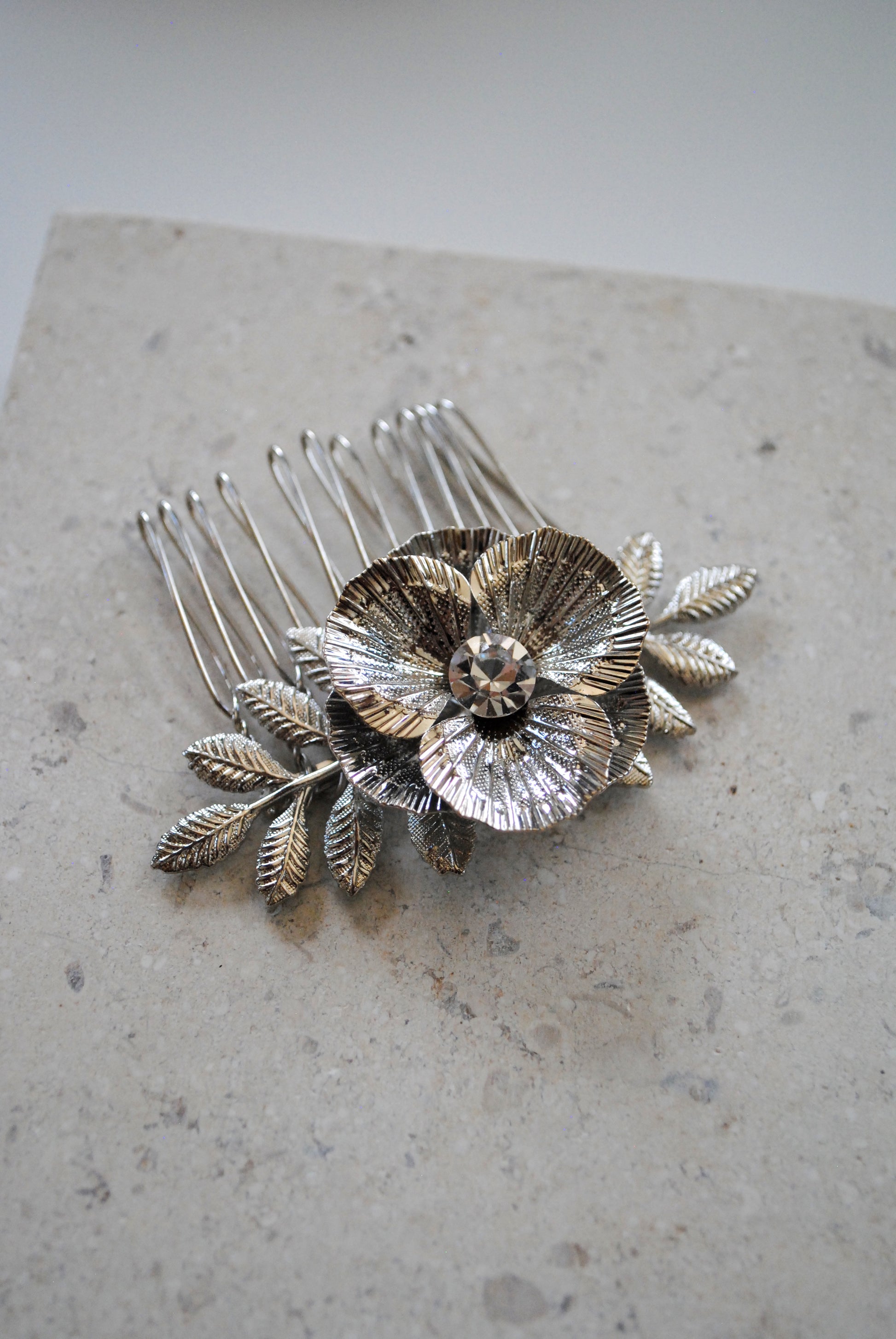 The Silver Flower Hair Comb