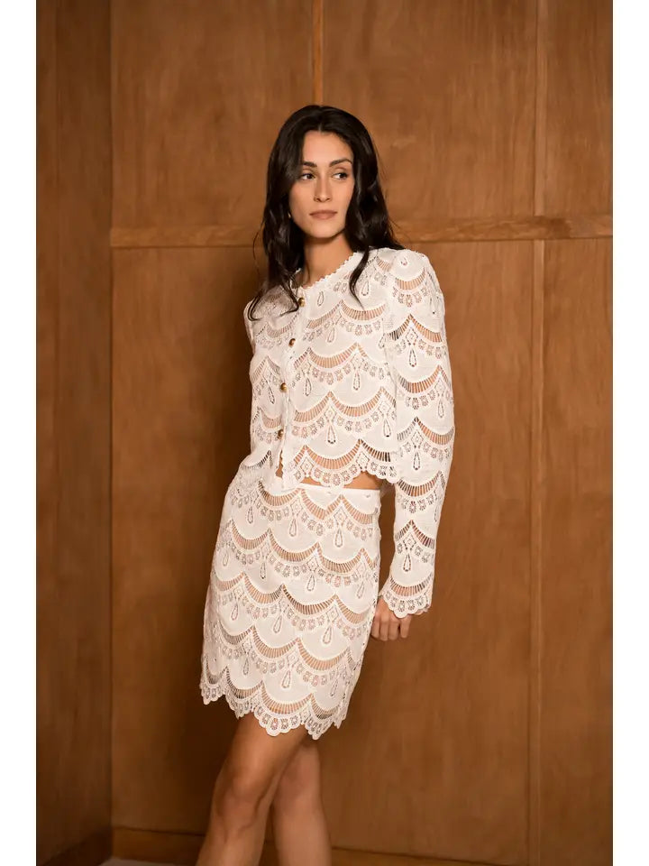 Bicolored Guipure Lace Short Skirt