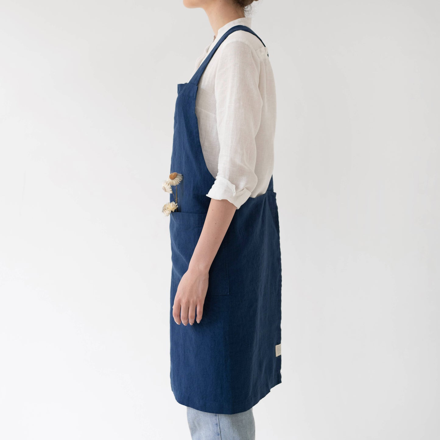 Crossback Apron | Navy Linen