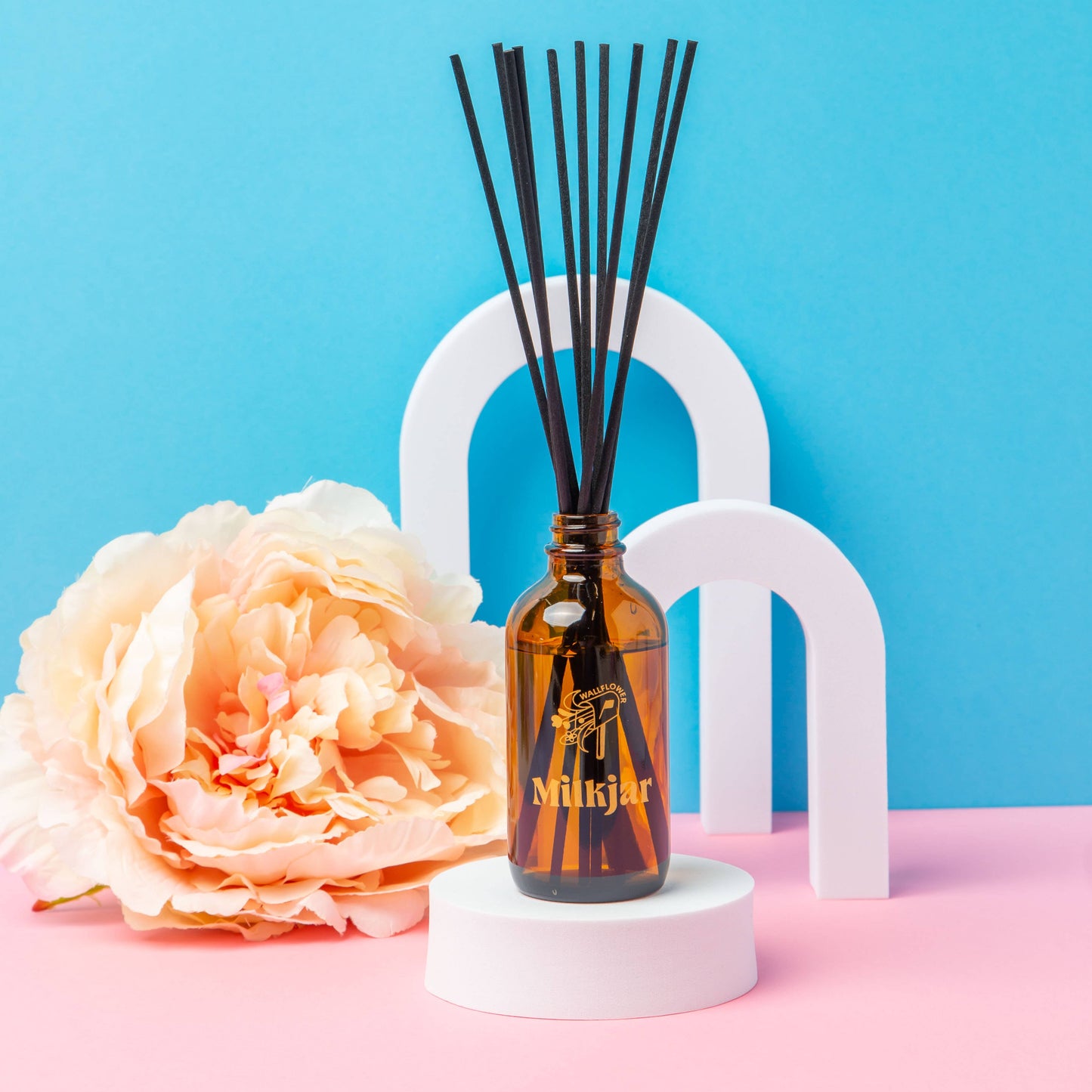 Wallflower - Tobacco & Peony 4oz Reed Diffuser