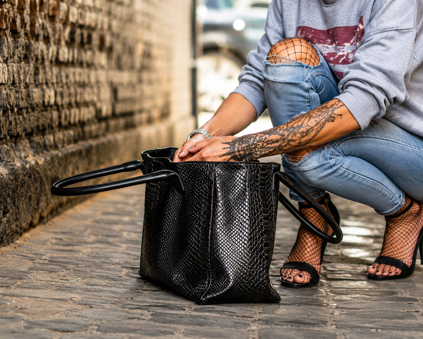 Lola – Italian Python-Embossed Leather Bag