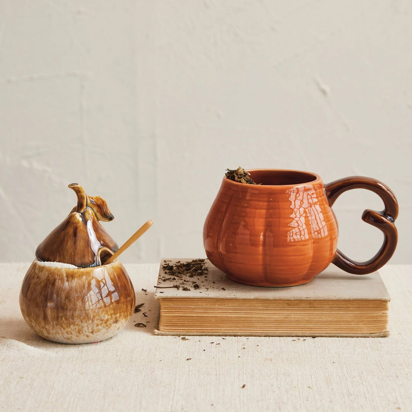 16 oz. Stoneware Pumpkin Shaped Mug w/ Stem Handle, Orange Color & Brown