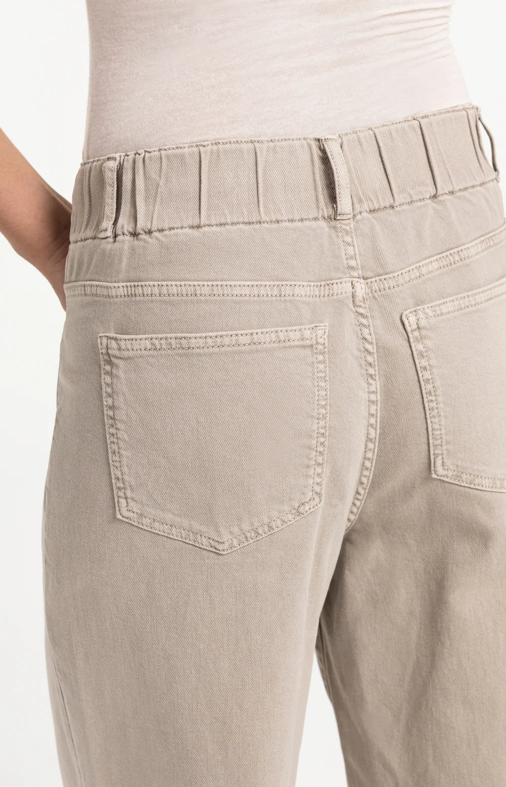 Denim Jeans W/ Wide Legs and Distinctive Waistband