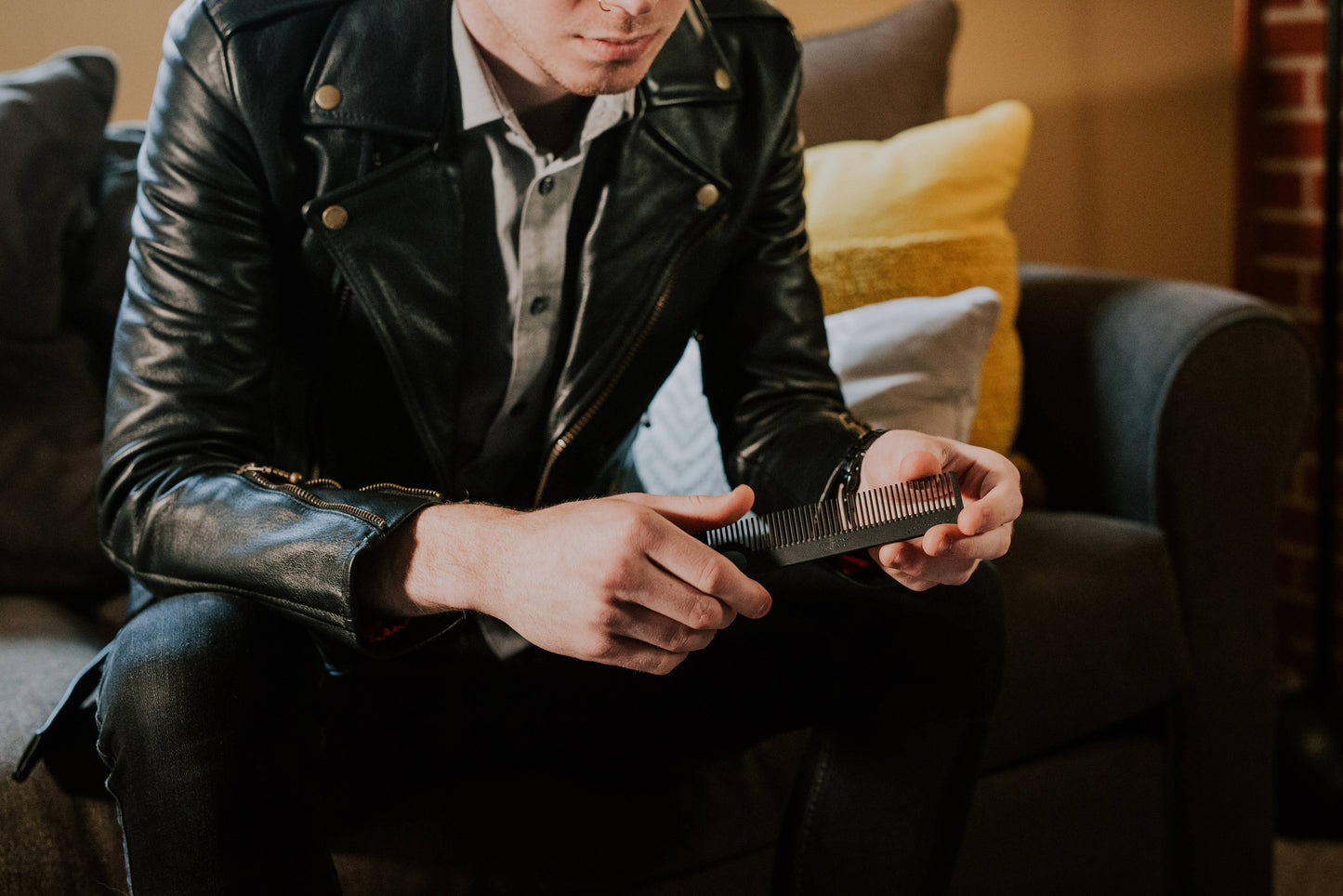 Model No. 1 Carbon Fiber Comb