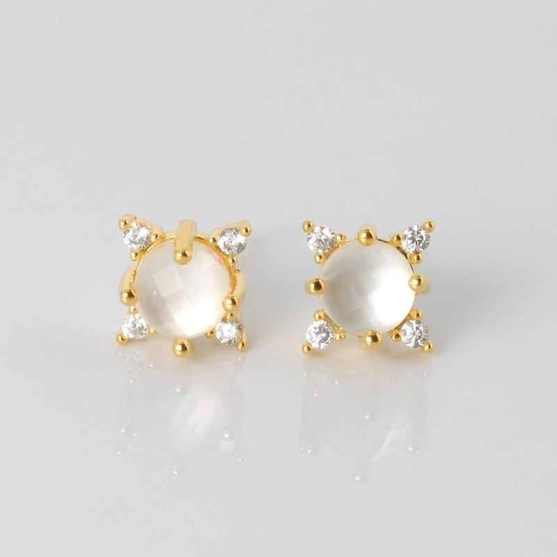 Mari Stud Earring