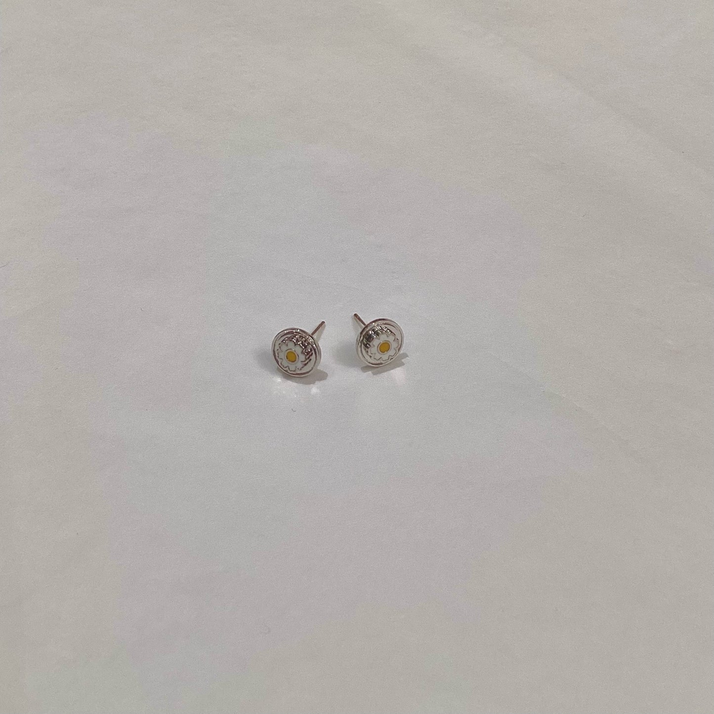 Daisy Stud Earrings