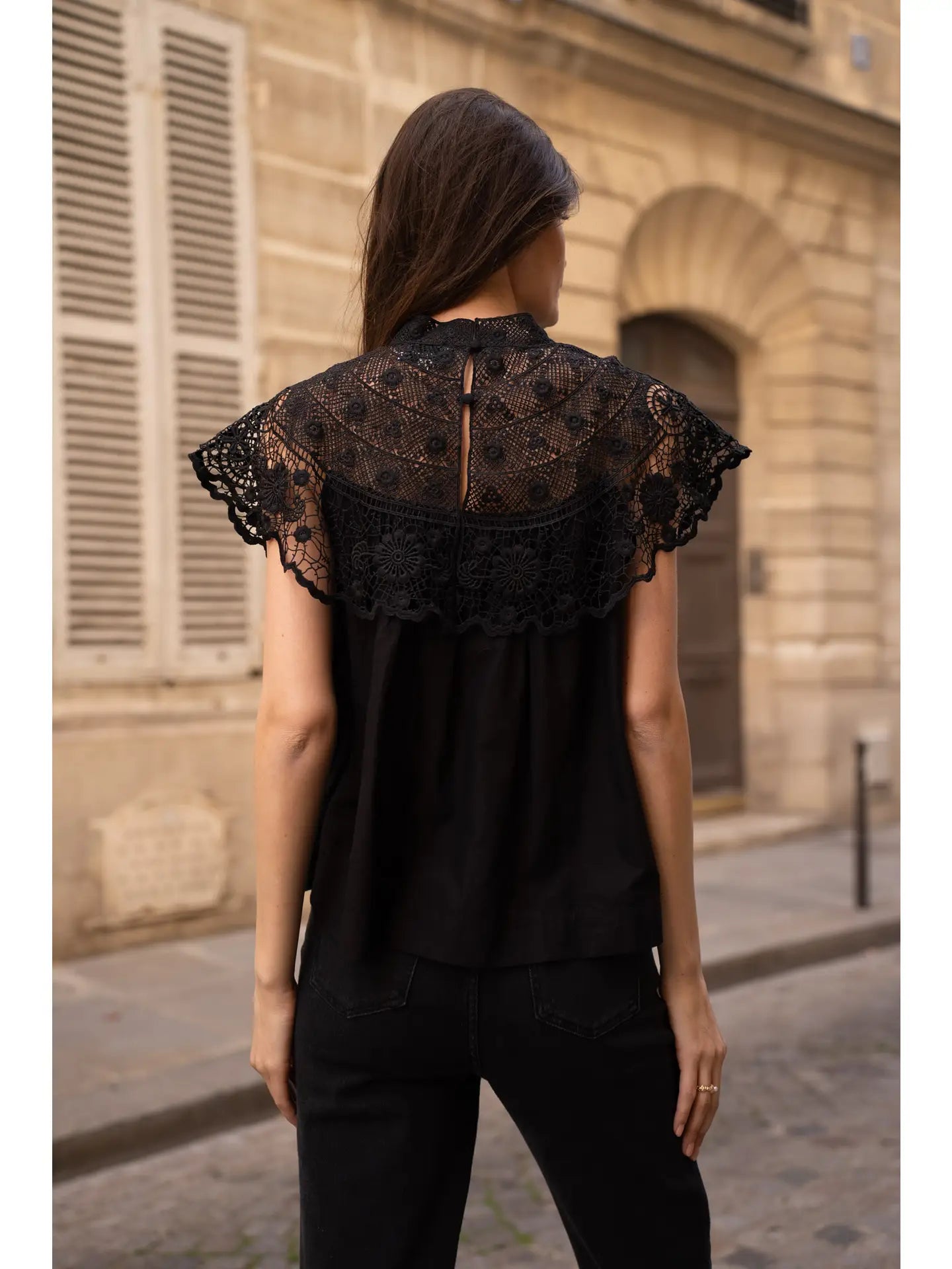 Victoria Top In Cotton With Lace Collar - Black