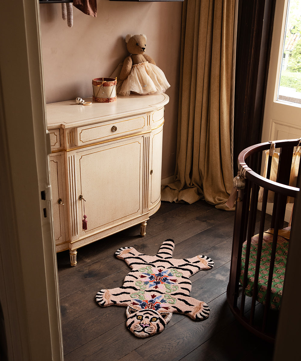 Floral White Tiger Rug Small