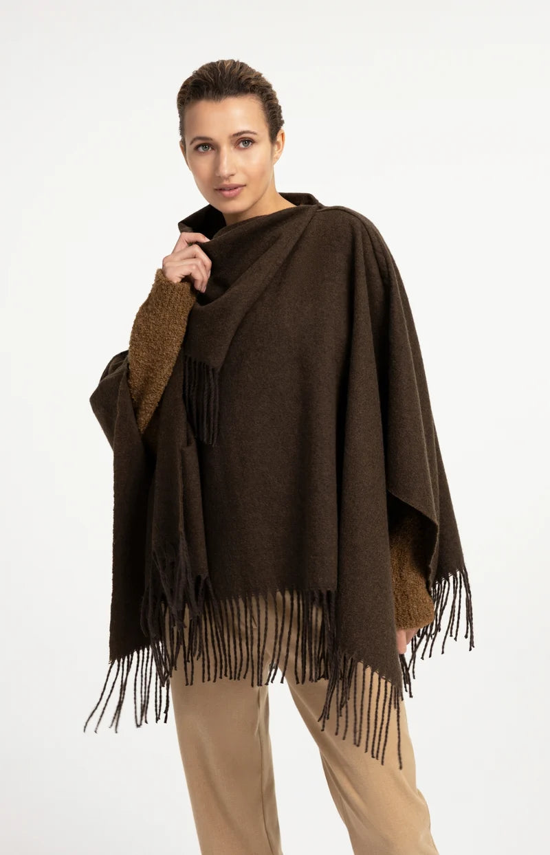 Poncho with Twisted Fringes