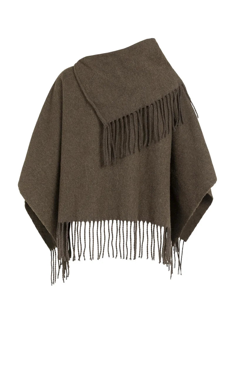 Poncho with Twisted Fringes