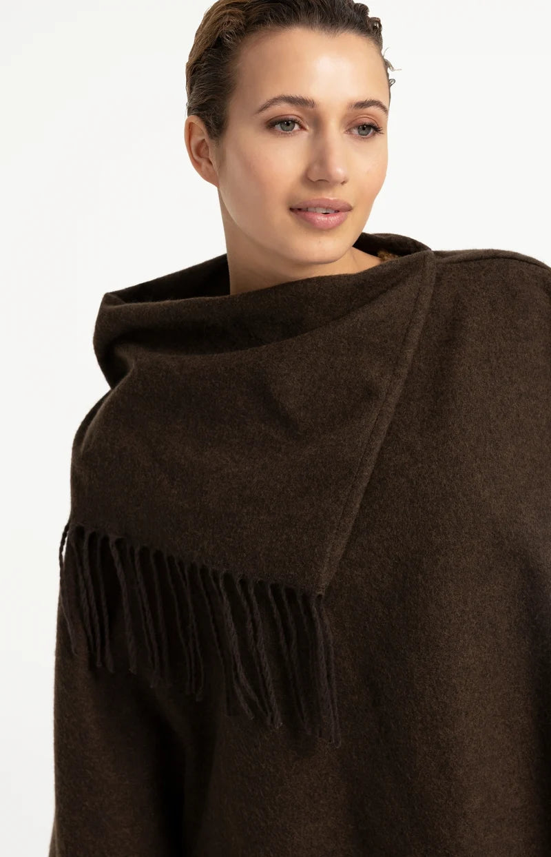 Poncho with Twisted Fringes
