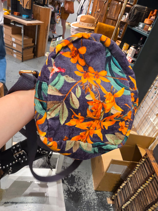 Velvet out Botany