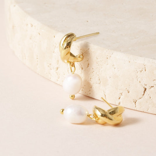 Andrea Pearl Earring