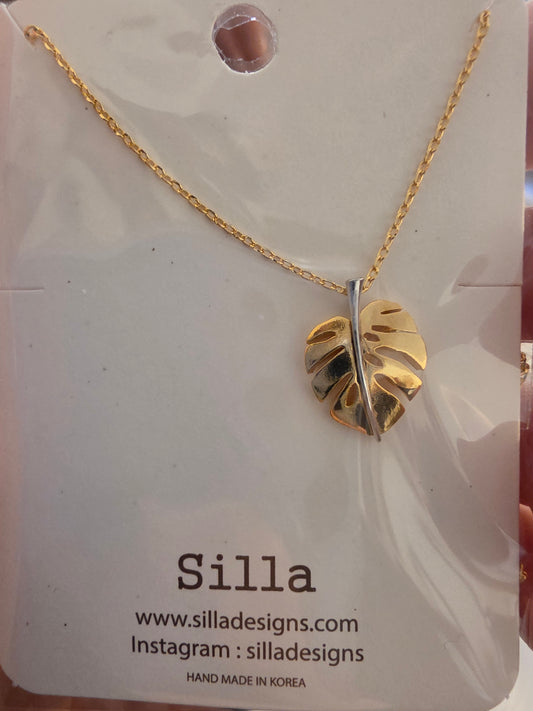 Palm Leaf Necklace